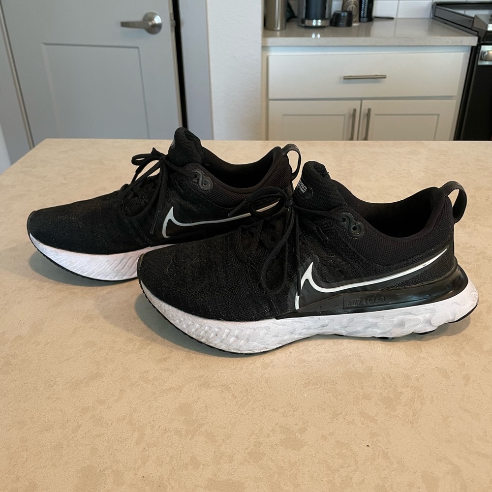 Nike Black Running Shoe size 7